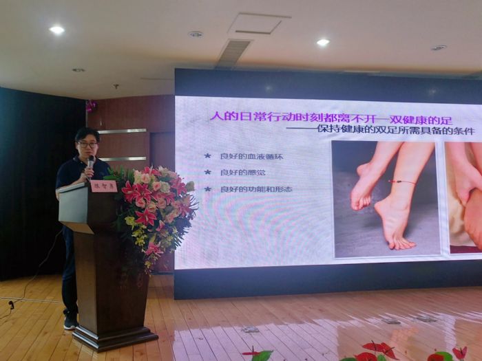 安医大一附院血管甲状腺外科主任陈智勇教授侧重血管外科专业特点分析了糖足合并下肢动脉病变特点及腔内治疗现状。
